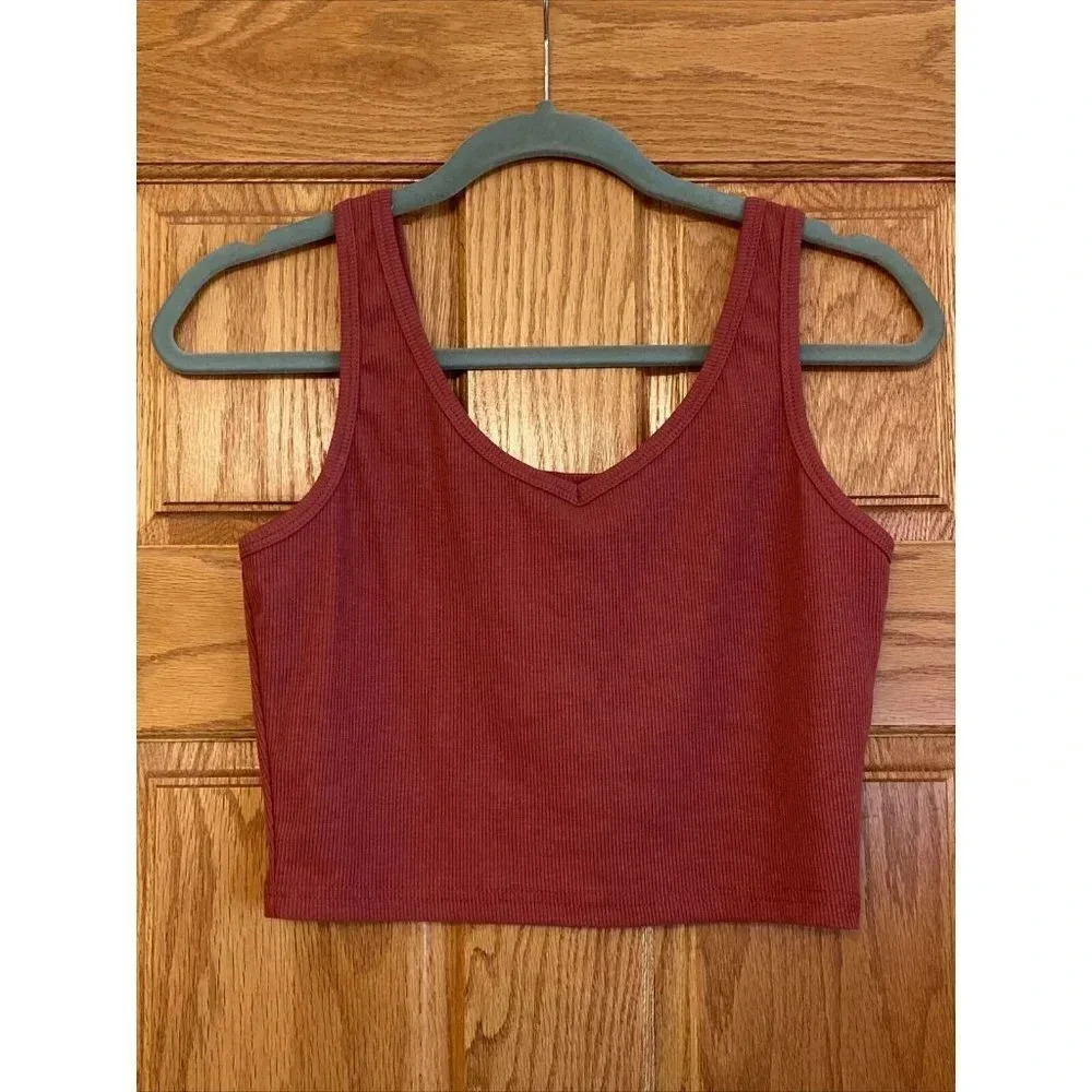 Womens Fitted Stretch Sleeveless Everyday Tank Top Casual M Ribbed Red Cropped